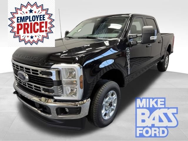 2026 Ford Super Duty F-350® XLT