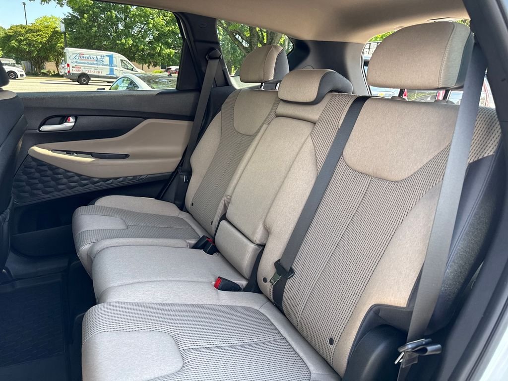 Used 2023 White Pearl Hyundai SEL image 22
