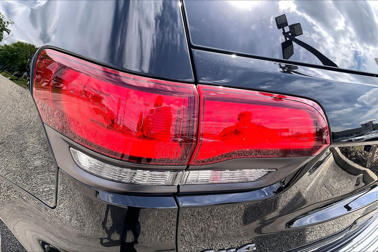 Used 2020 Diamond Black Crystal Pearlcoat Jeep High Altitude image 27