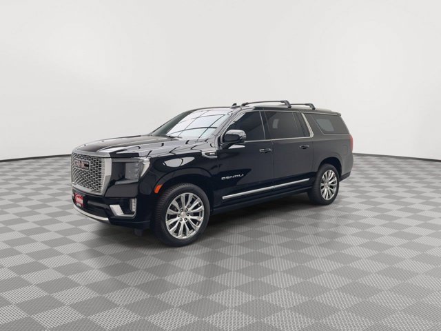 Used 2023 Onyx Black GMC Denali image 40