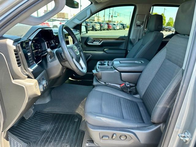 Used 2023 Sterling Metallic GMC Elevation image 12