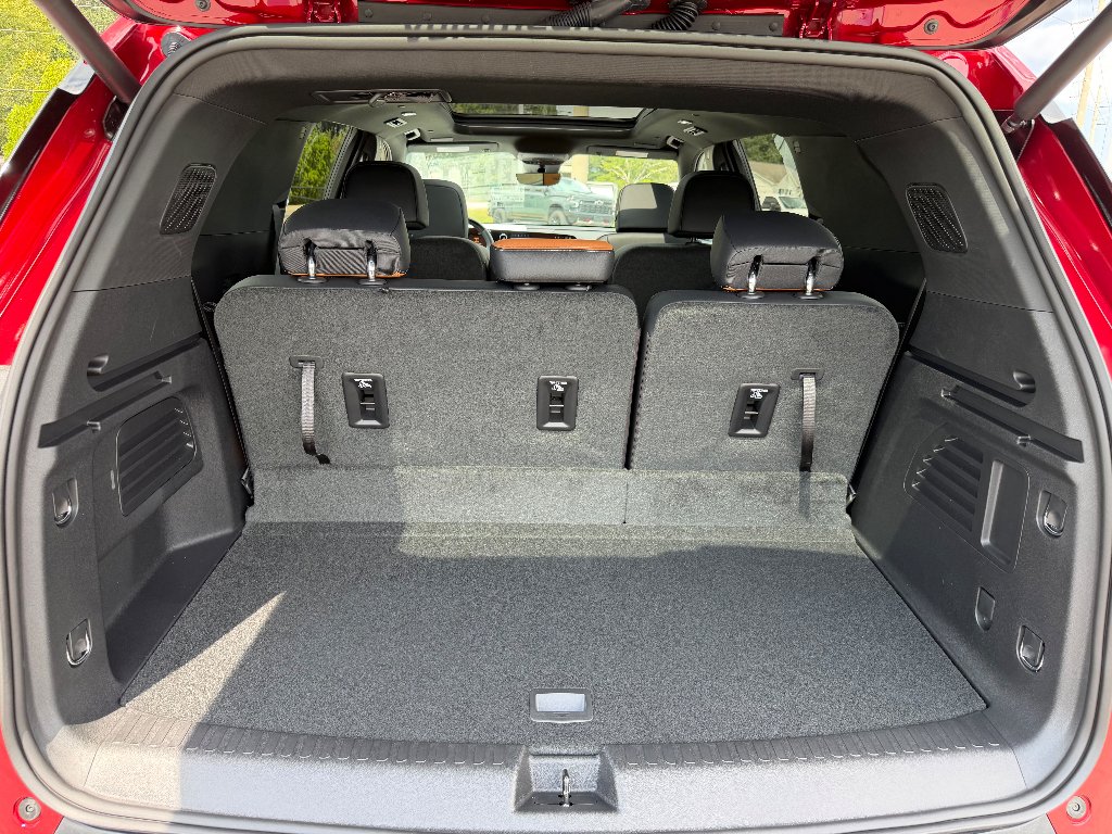 2027 Chevrolet Traverse Z71 - Photo 19