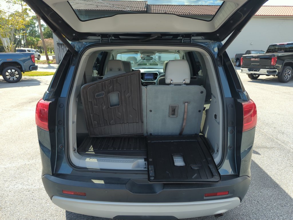 Used 2019 DARK SKY METALLIC GMC SLT image 31