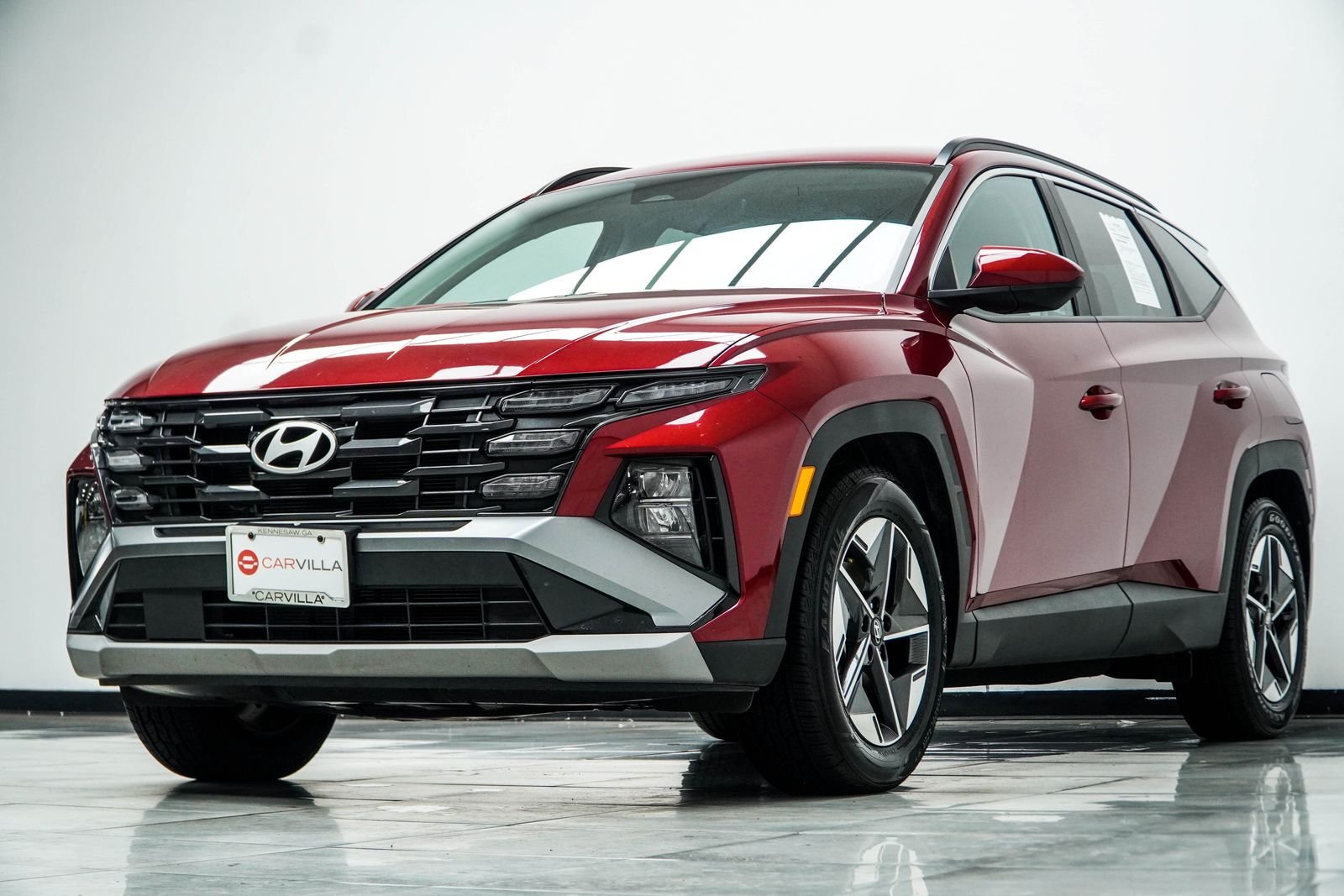 Used 2025 Red Hyundai SEL image 9