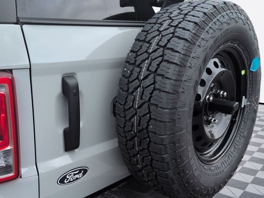 New 2026 Avalanche Gray Ford Big Bend® image 68