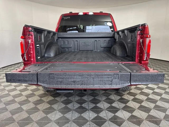 New 2026 Ruby Red Metallic Tinted Clearcoat Ford Platinum image 21