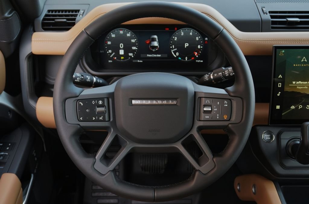 New 2026 Fuji White Land Rover X-Dynamic SE image 16