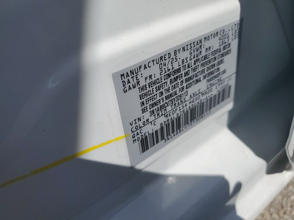 Used 2025 White Nissan SV image 24