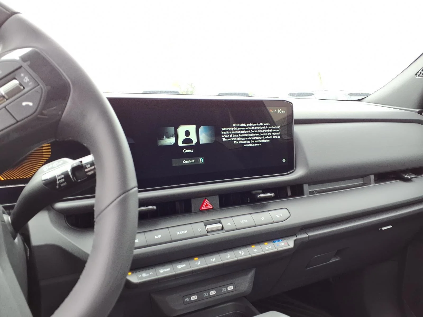 New 2027 Frost Blue / Black Roof Kia X-Line S image 6