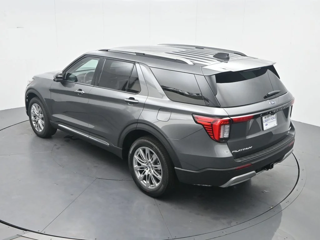 New 2026 Carbonized Gray Metallic Ford Platinum™ image 41