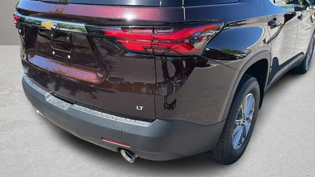 Used 2023 Black Cherry Metallic Chevrolet LT Cloth image 34
