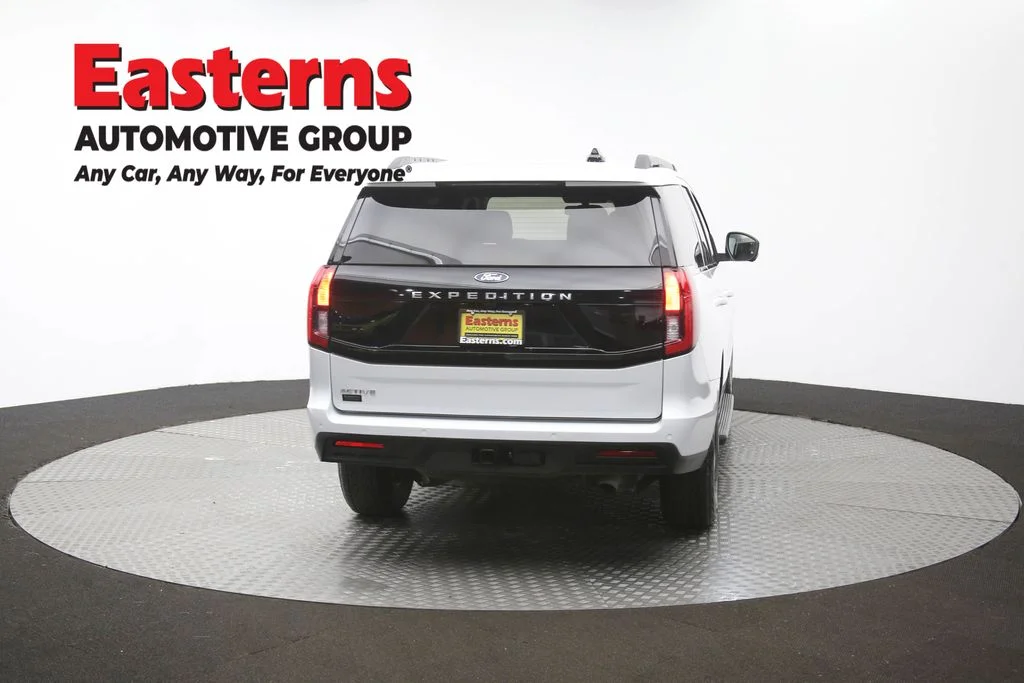 Used 2025 White Ford Active image 38