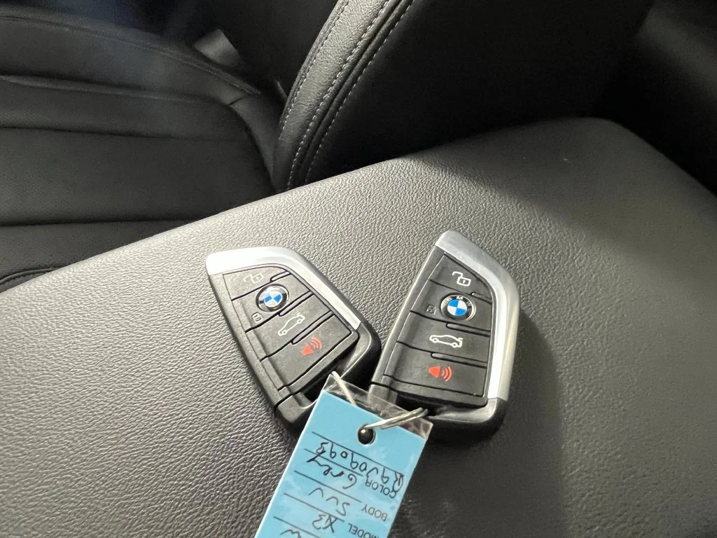 Certified Used 2024 Gray Metallic BMW xDrive30i image 21