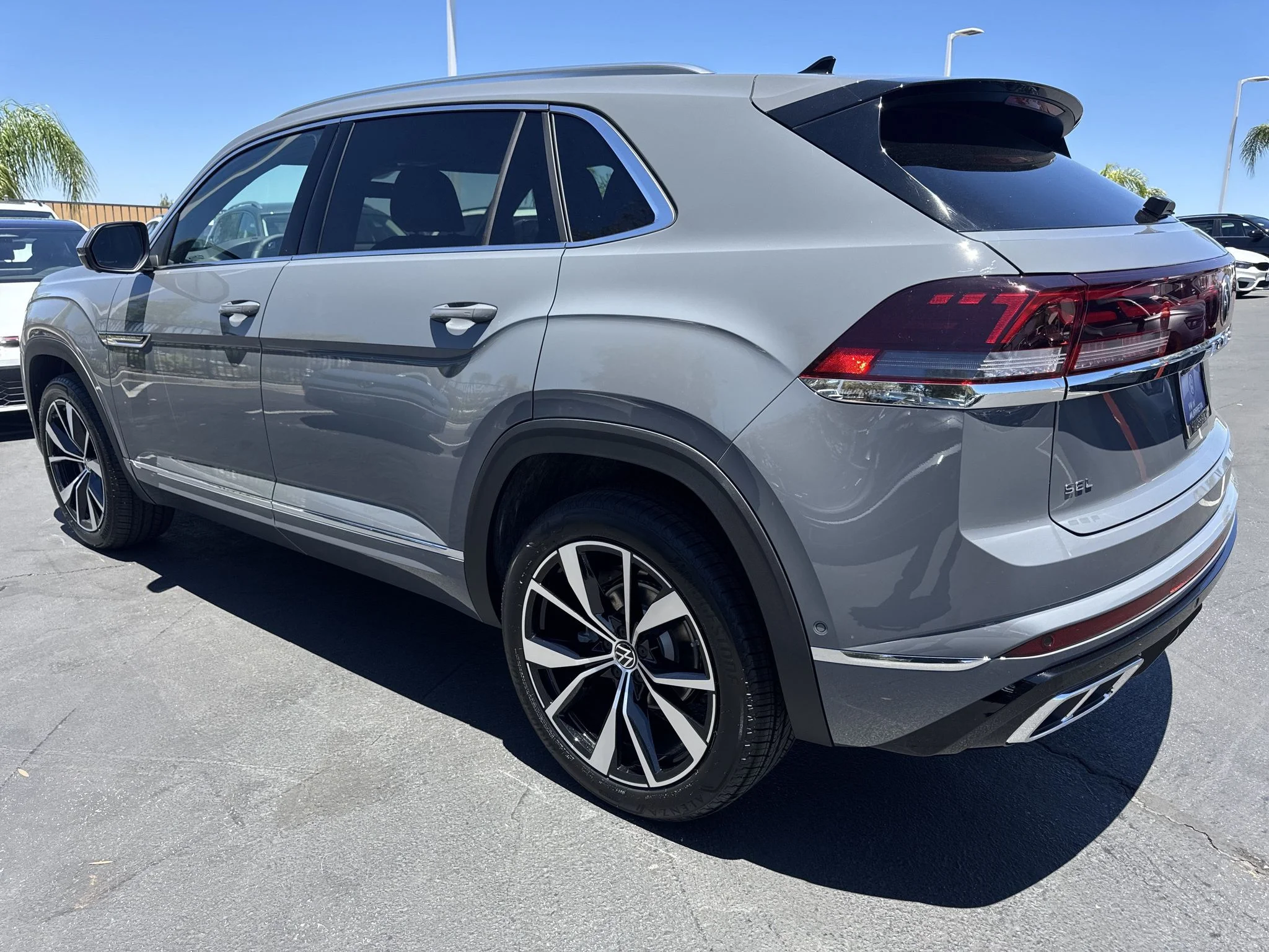 New 2026 Pure Gray Volkswagen 2.0T SEL Premium R-Line image 6