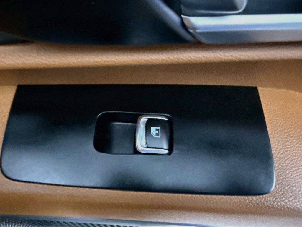 Used 2025 Ebony Black Kia EX X-Line image 27