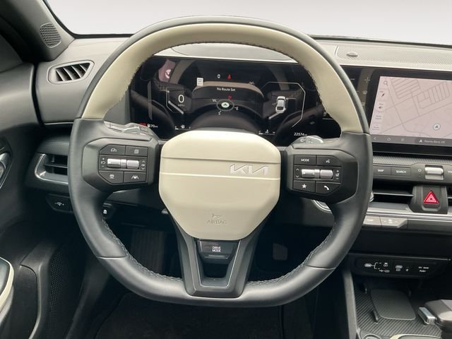 Used 2025 Black Kia GT-Line image 13