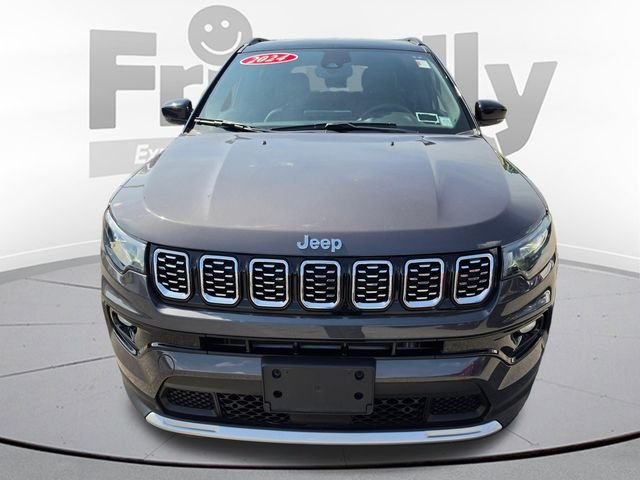 Used 2024 Gray Jeep Limited image 3