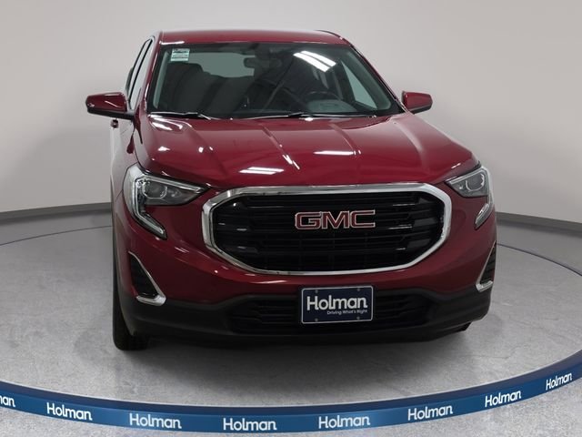 Used 2019 Red GMC SLE image 3