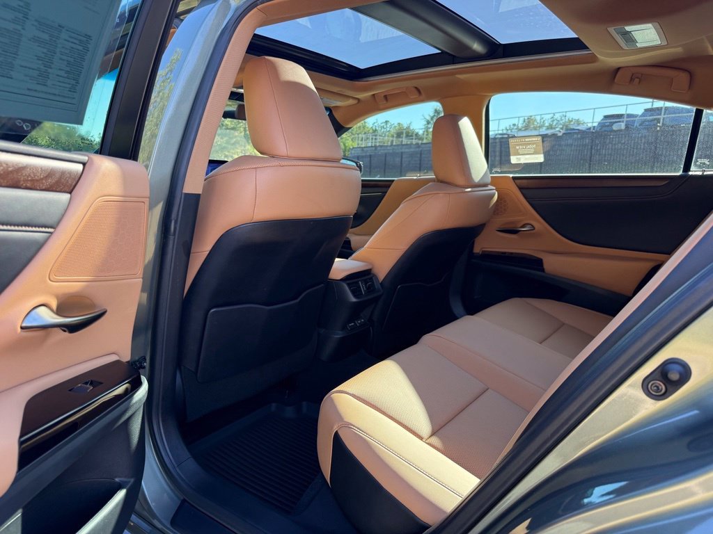 Certified Used 2024 Green Lexus 350 image 26
