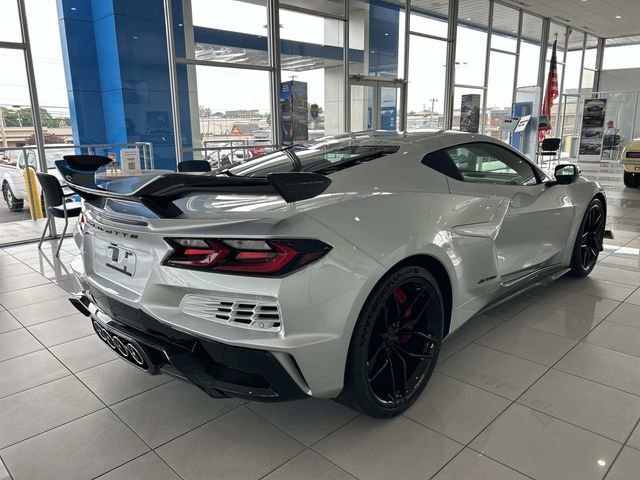 2026 Chevrolet Corvette 1LZ - Photo 3