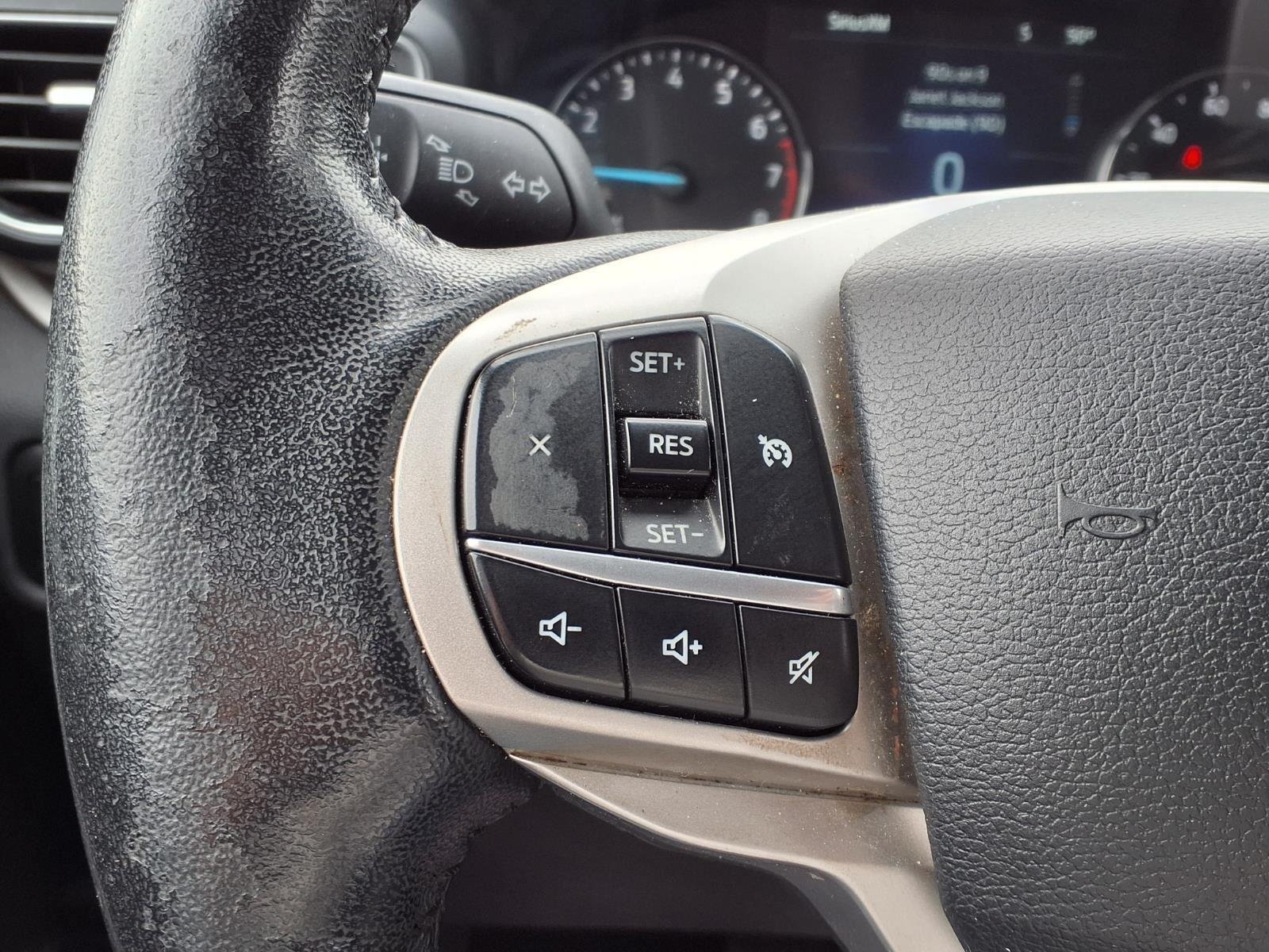 Used 2021 Agate Black Metallic Ford XLT image 27
