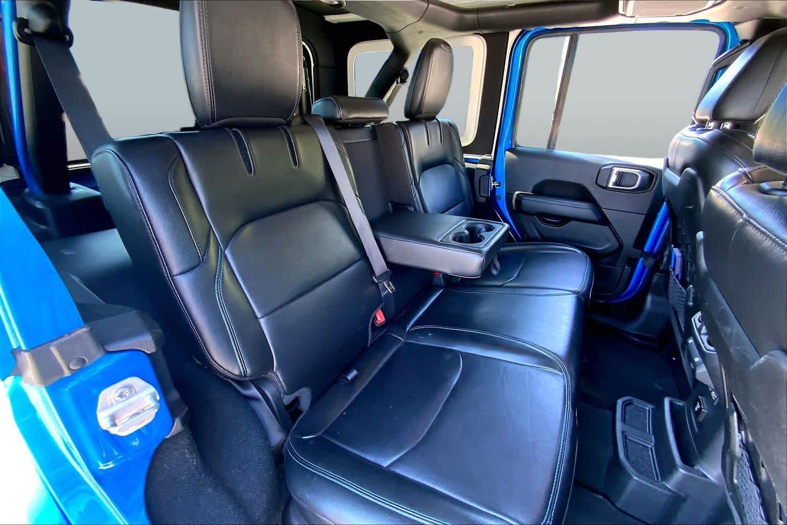 Used 2022 Hydro Blue Pearlcoat Jeep Unlimited Rubicon image 20