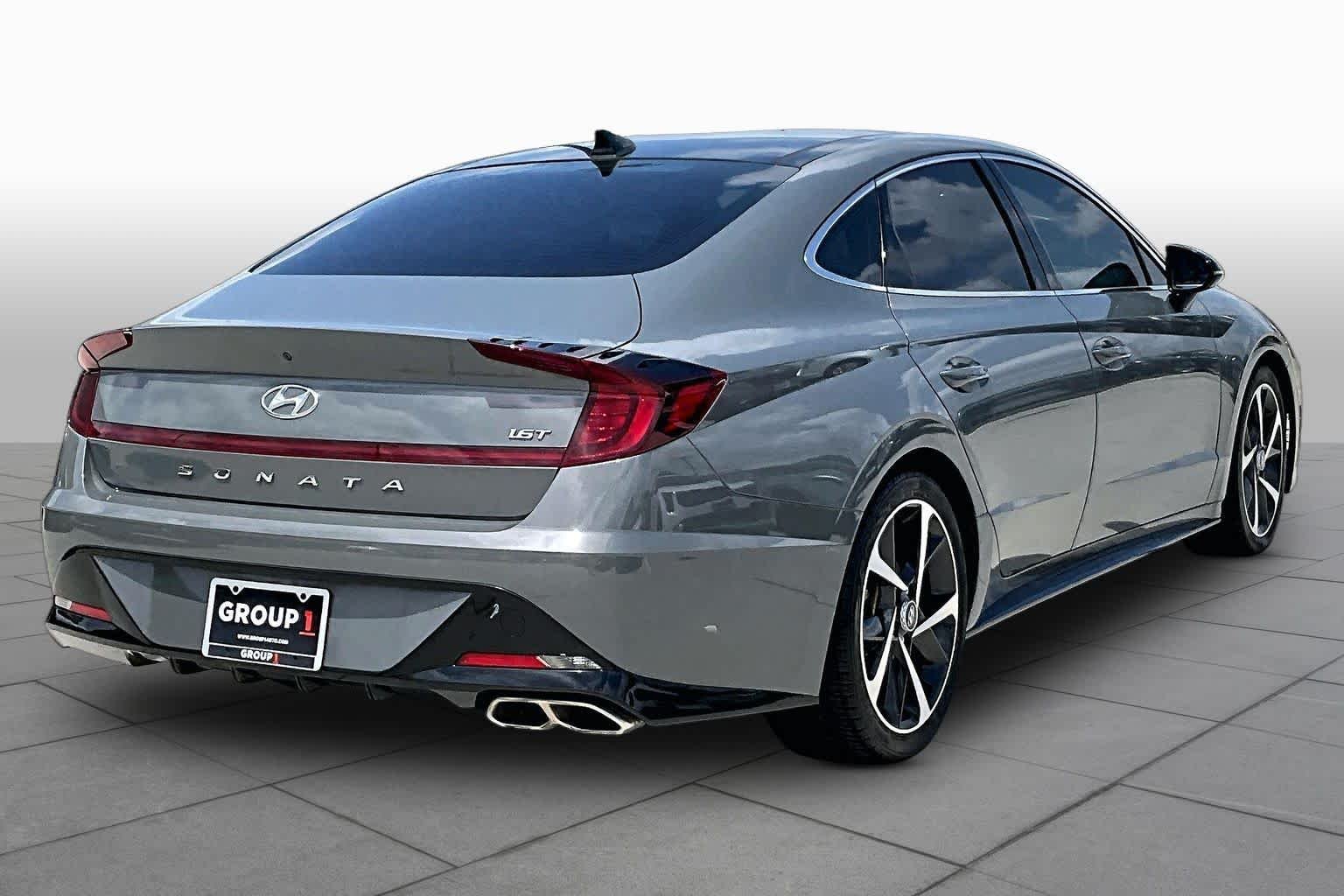 Used 2023 Hampton Gray Hyundai SEL Plus image 13