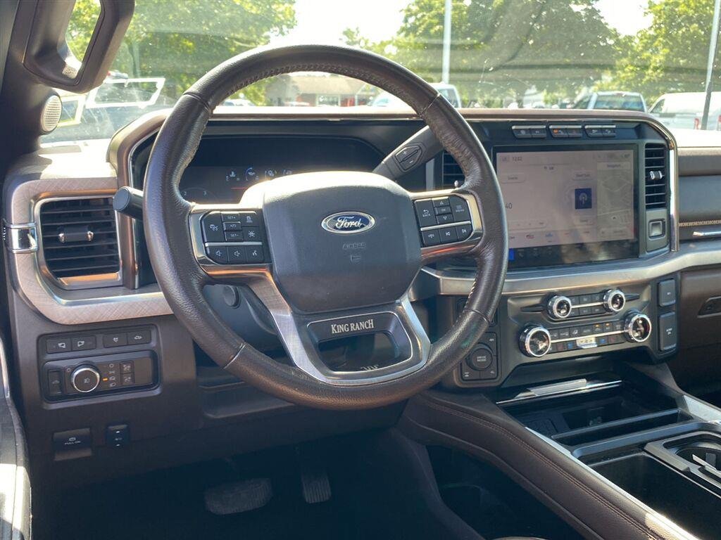 Used 2024 Rapid Red Metallic Tinted Clearcoat Ford King Ranch image 4