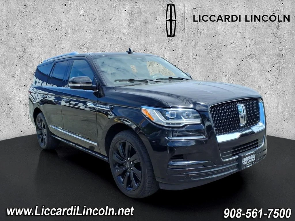 2022 Lincoln Navigator Reserve 4WD's photo
