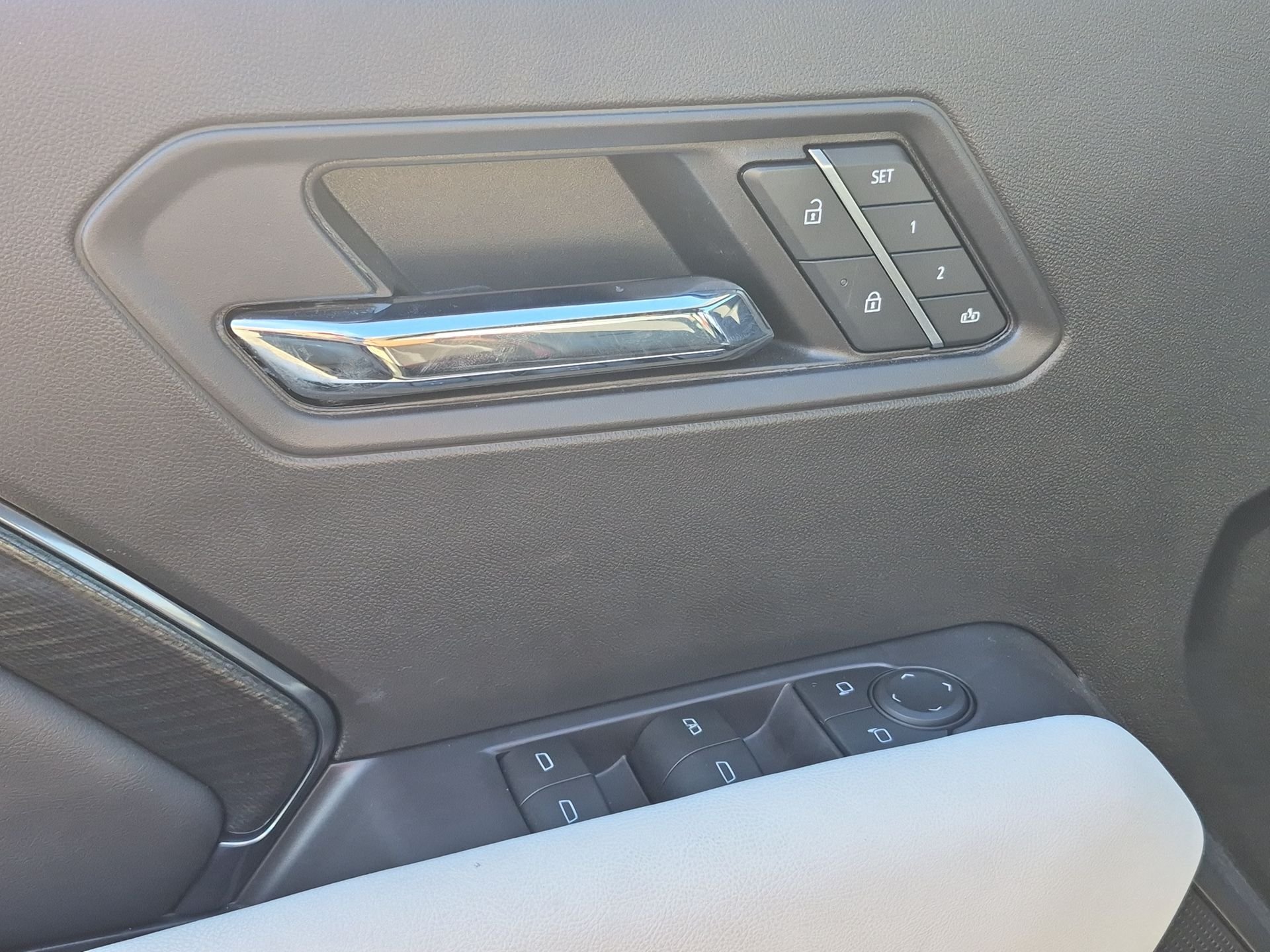 New 2023 Desert Sand Metallic GMC AT4X image 25