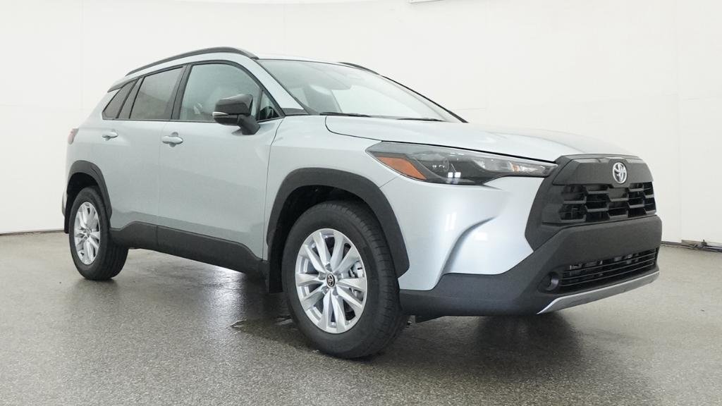 2026 Toyota Corolla Cross LE - Image 2