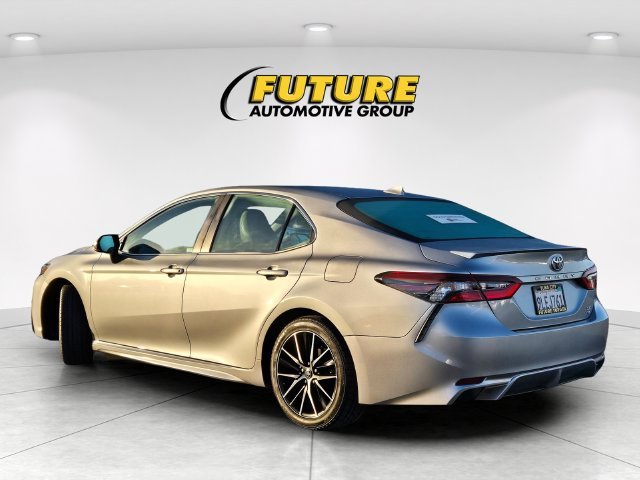 Used 2024 Silver Toyota SE AWD image 6