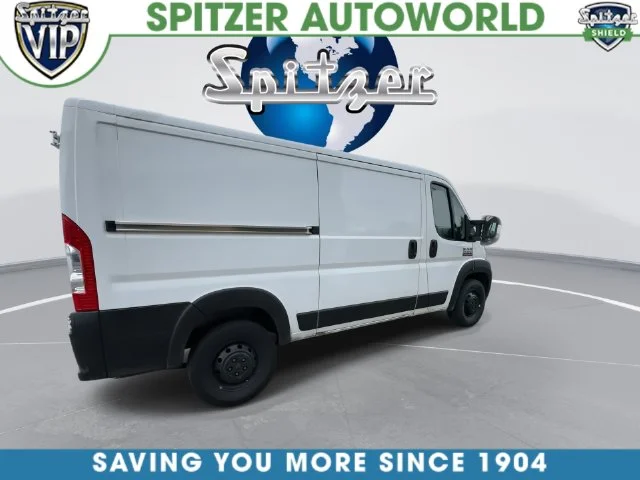 Used 2021 White Ram Low Roof image 16