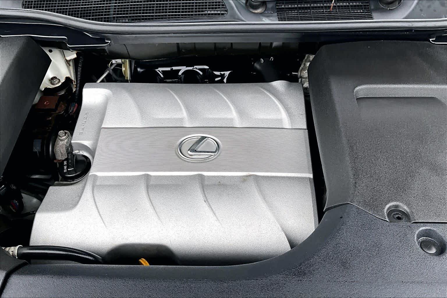 Used 2010 Starfire Pearl Lexus  image 30