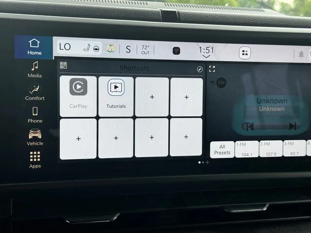 Certified Used 2025  Jeep Sport S 4xe image 28
