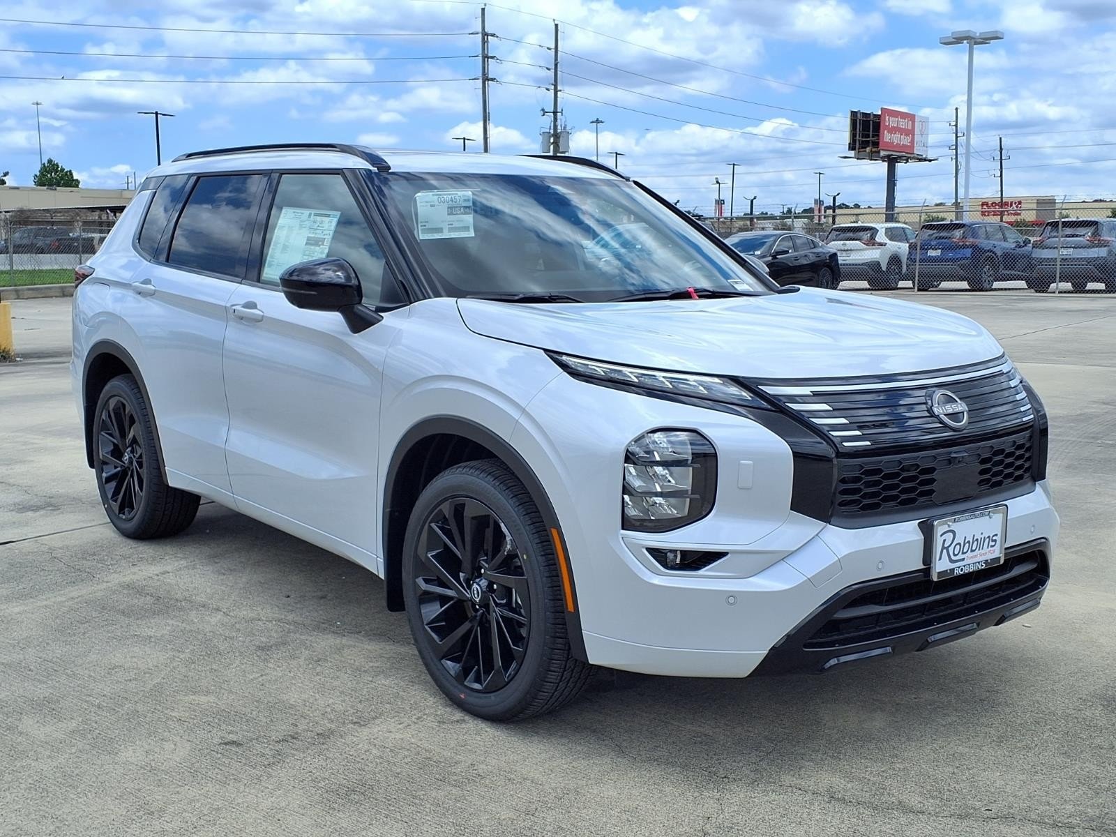 2026 Nissan Rogue Plug-In Hybrid Platinum White at Sterling McCall Nissan