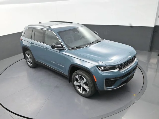 New 2026 Steel Blue Exterior Paint Jeep Limited image 11