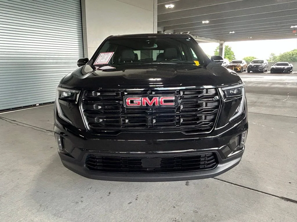 Used 2024 Ebony Twilight Metallic GMC Elevation image 8