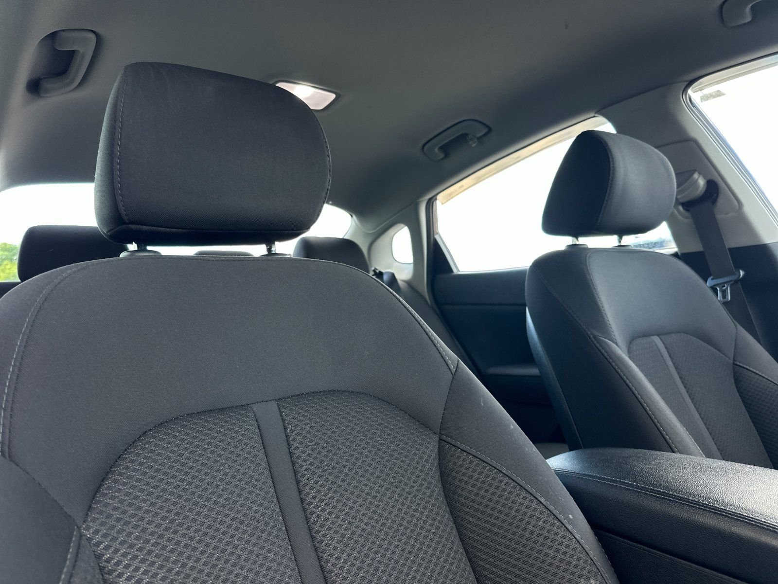 Used 2018 Sangria Kia LX image 14