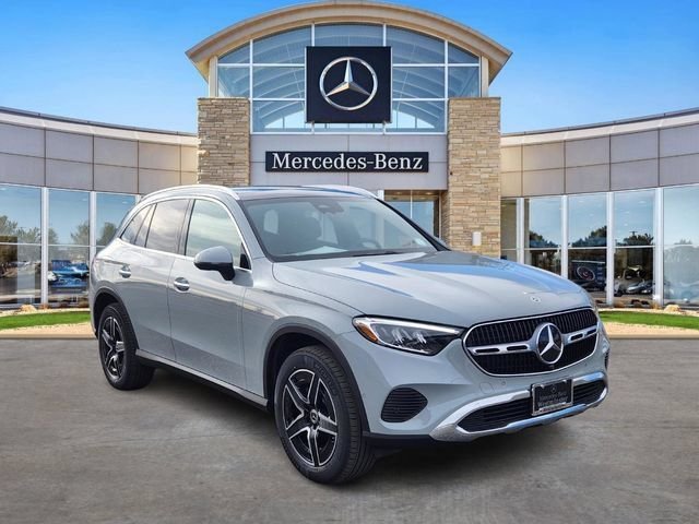 Certified Used 2026  Mercedes-Benz GLC 300 image 6