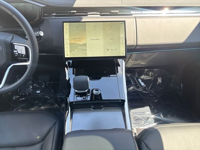 New 2026 Santorini Black Land Rover SE image 15