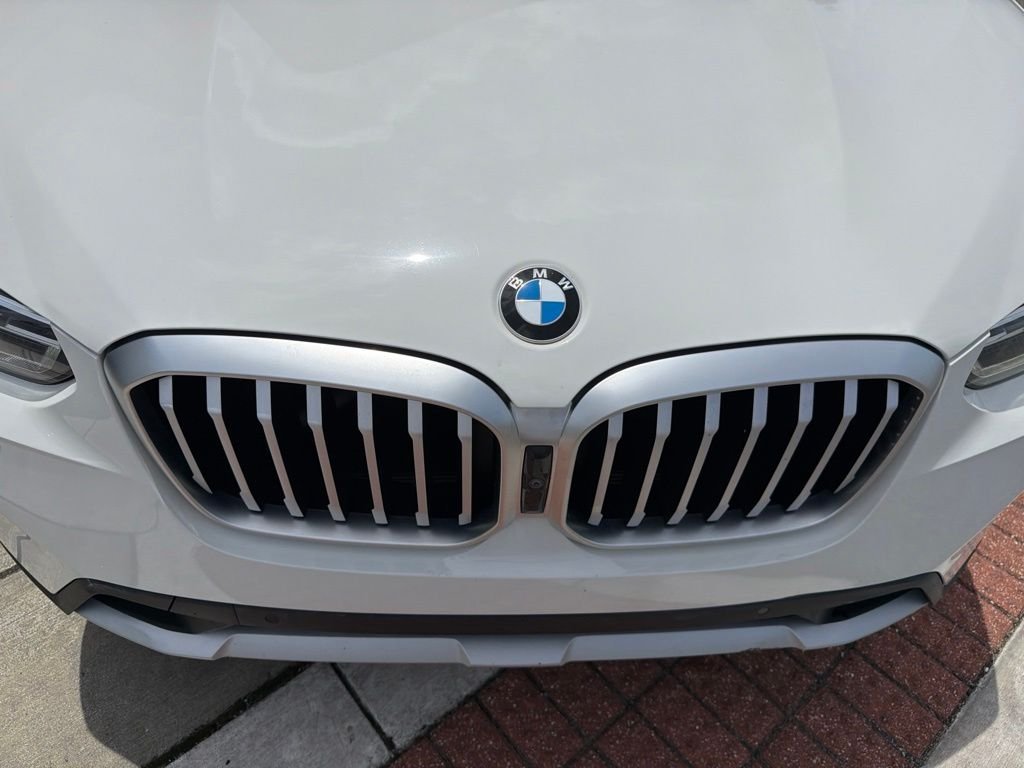 Used 2023 White BMW sDrive30i image 13