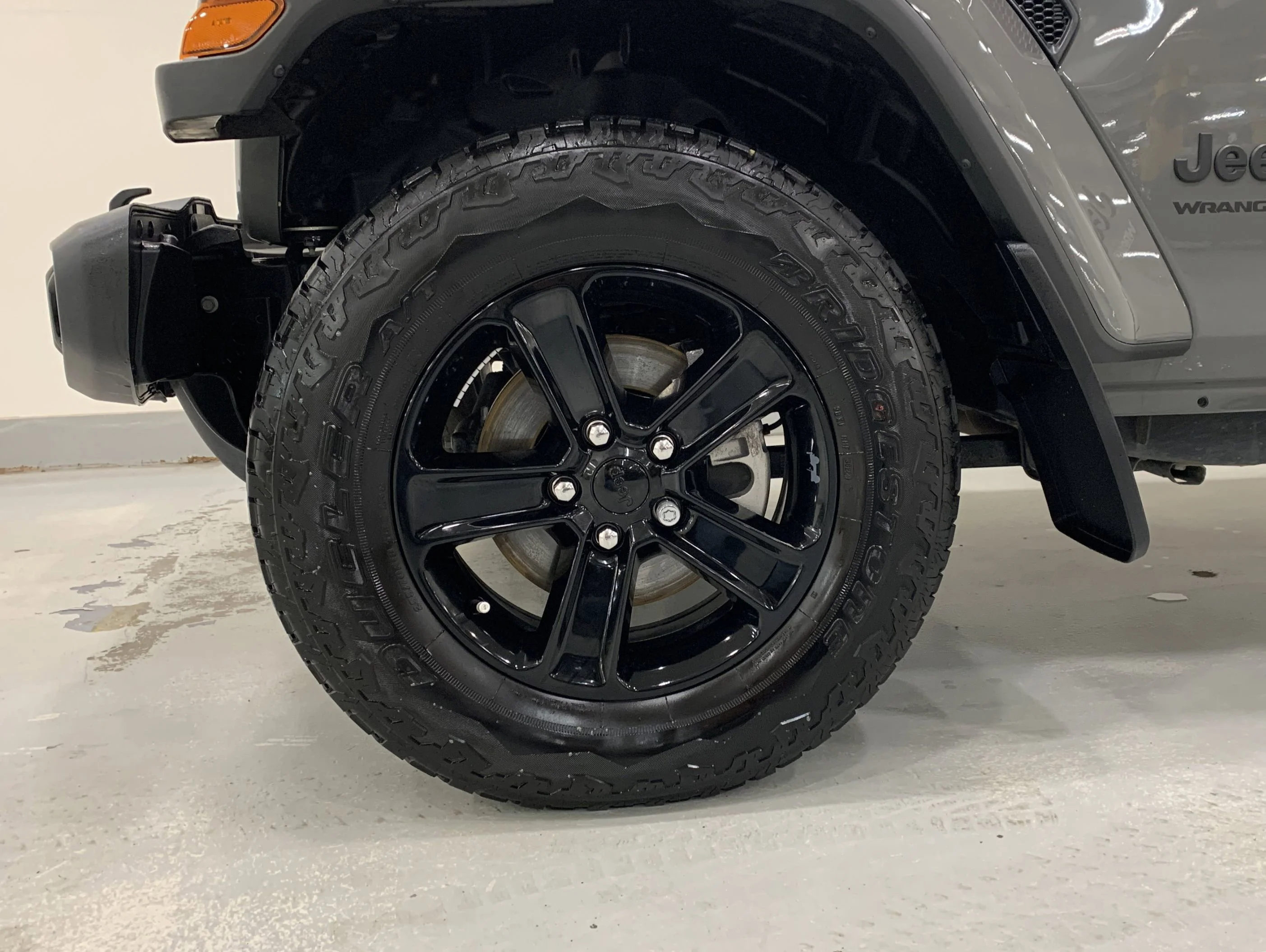 Certified Used 2023 Black Jeep Sahara Altitude * Leather * image 5