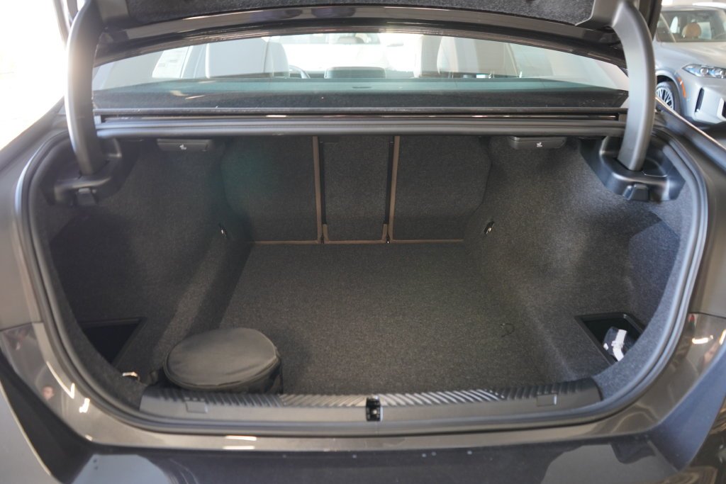 Used 2026 Dark Graphite BMW 530i image 21