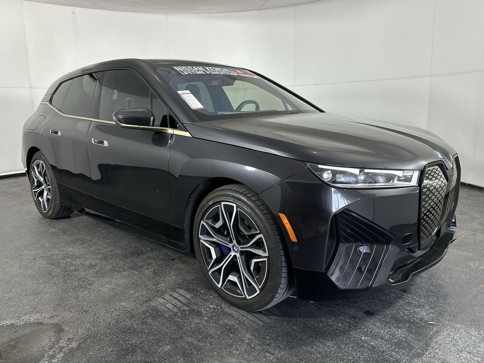 Used 2022 BMW iX Base with VIN WB523CF08NCK66229 for sale in Palmetto Bay, FL