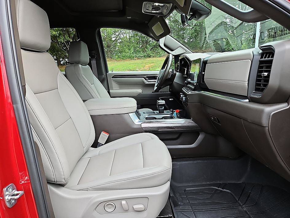 Used 2025 Radiant Red Tintcoat Chevrolet LTZ image 13