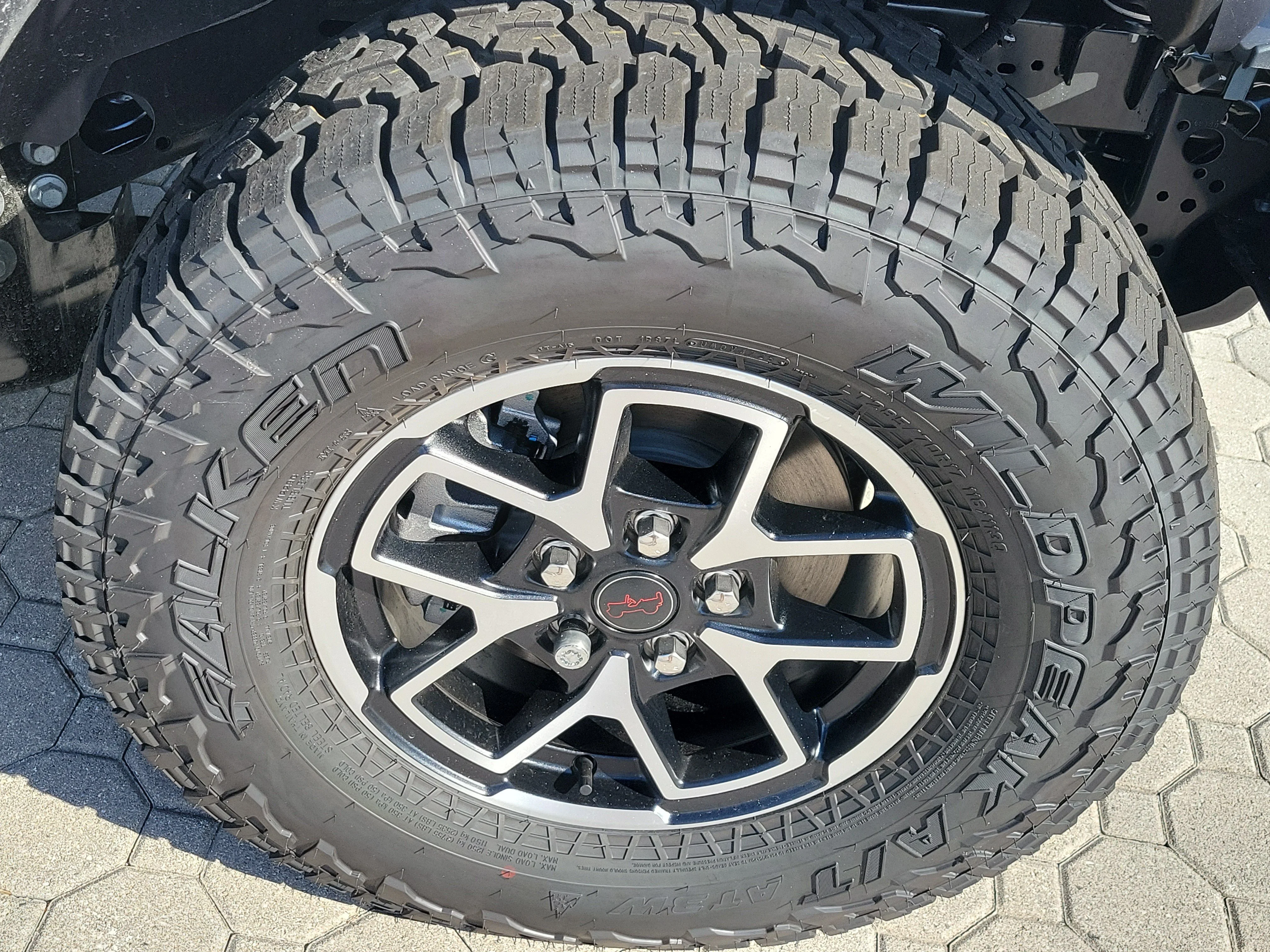 New 2026 Bright White Clearcoat Jeep Shadow Ops image 7