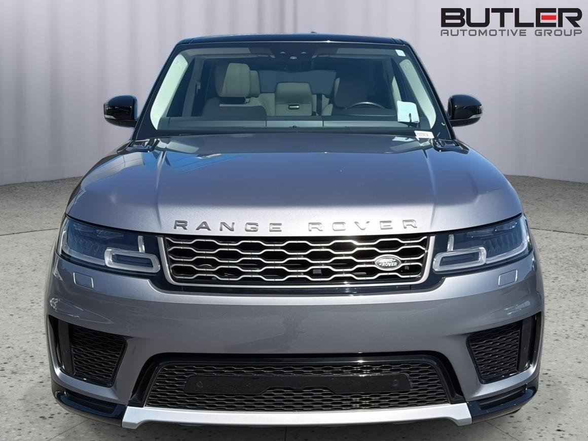 Used 2022 Eiger Grey Metallic Land Rover HSE Silver Edition image 9