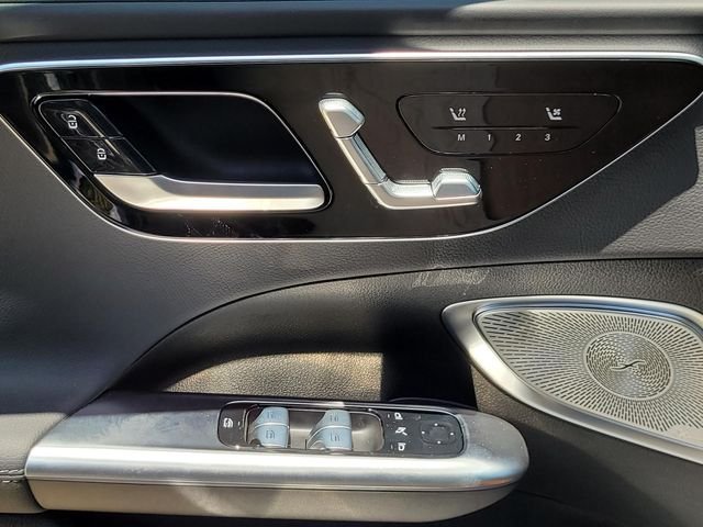 2025 Mercedes-Benz C-Class Sedan C 300 - Photo 23