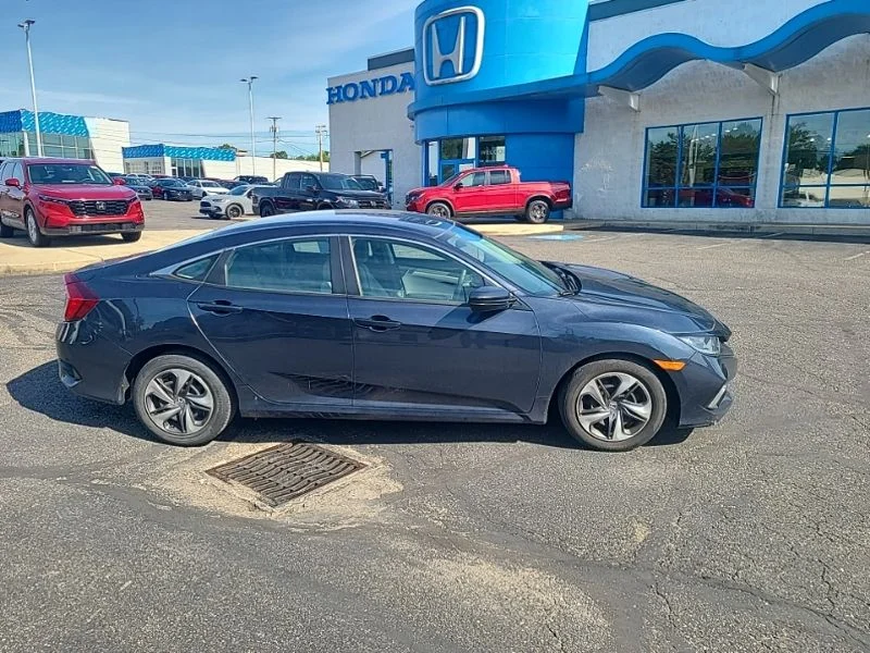 Used 2020  Honda LX image 6